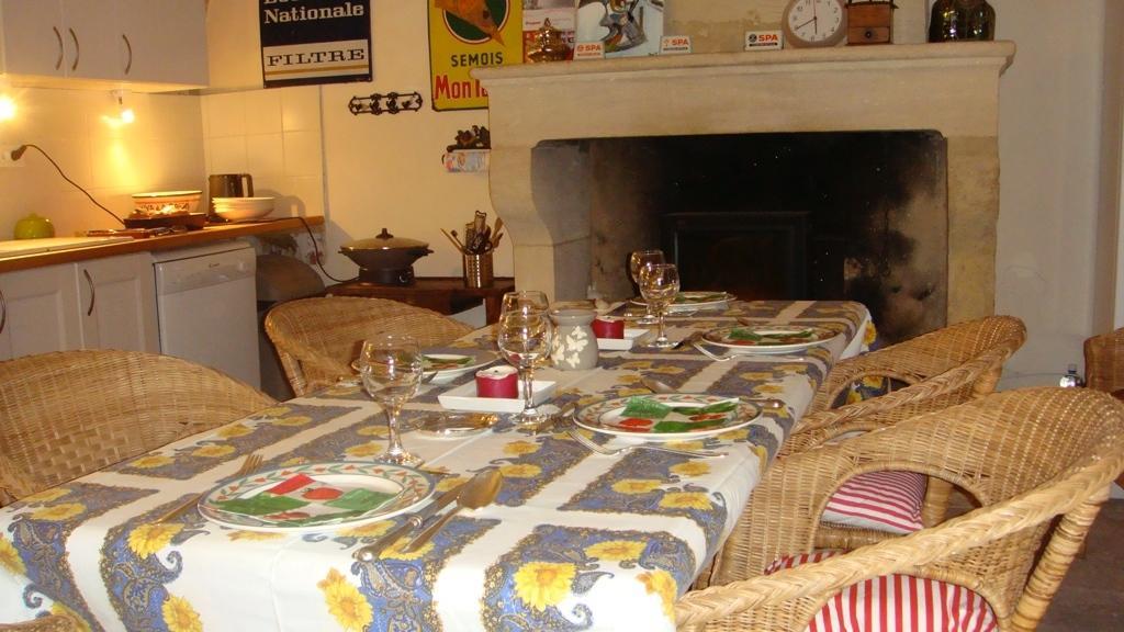 Le Richelieu Bed & Breakfast Uzes Exterior photo
